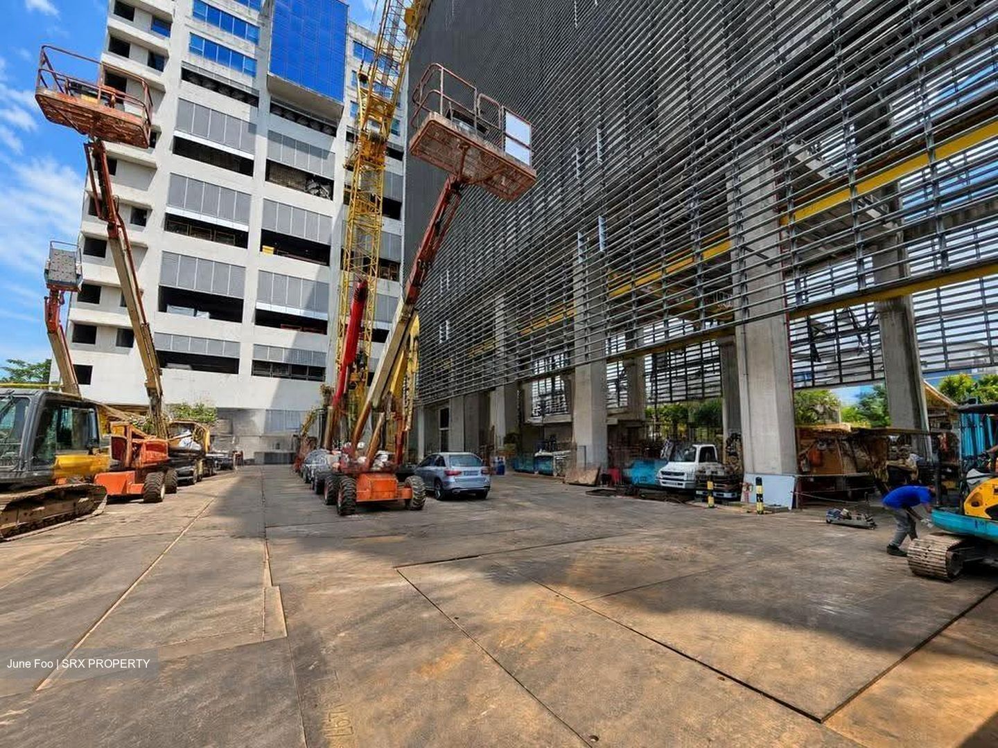 Jurong Industrial Estate (D22), Factory #610218041